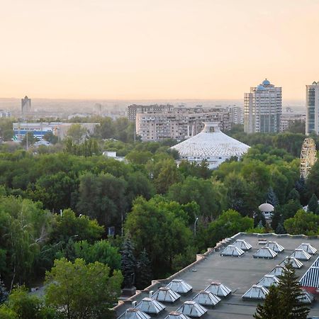 Бизнес И Отдых Almaty Eksteriør billede